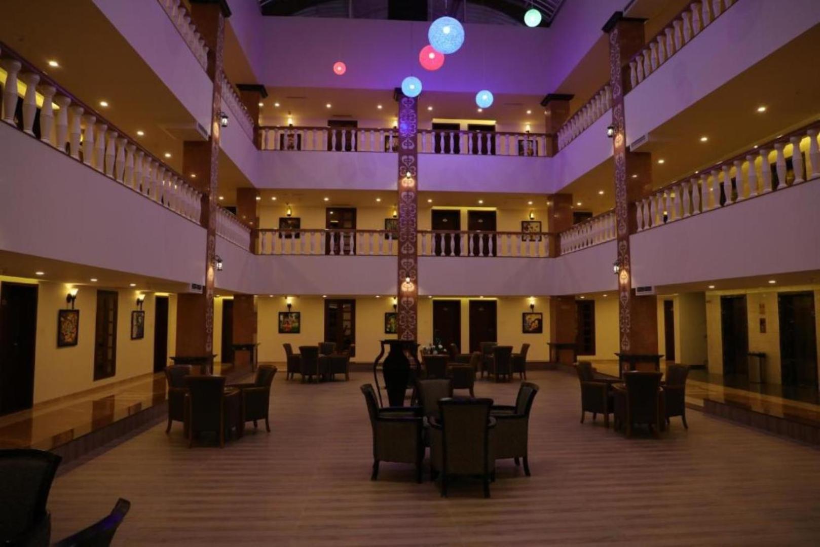 Hotel Roma Kristo Dwārka Dış mekan fotoğraf
