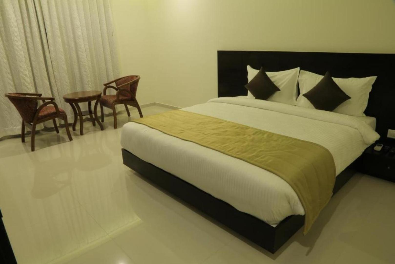 Hotel Roma Kristo Dwārka Dış mekan fotoğraf